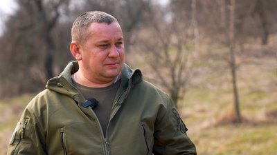 На Черкащині розквітли дикі крокуси На Черкащині розквітли дикі крокуси