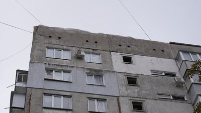 106 заяв про пошкодження: у Кропивницькому відновлюють будинки після дронової атаки 106 заяв про пошкодження: у Кропивницькому відновлюють будинки після дронової атаки