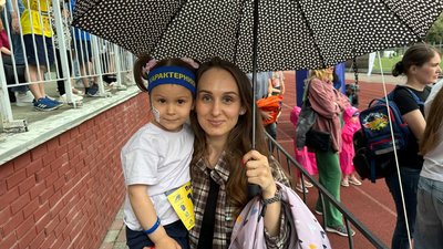 Стрибали, бігли та долали перешкоди під дощем: у Вінниці відбувся дитячий забіг "Характерники" Стрибали, бігли та долали перешкоди під дощем: у Вінниці відбувся дитячий забіг "Характерники"