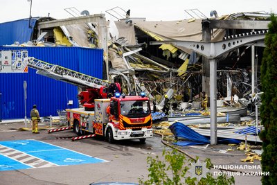 Армія РФ атакувала заклад торговельної мережі «Метро» на Рівненщині 21 жовтня Армія РФ атакувала заклад торговельної мережі «Метро» на Рівненщині 21 жовтня