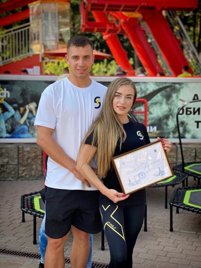 Марина і Віталій Собко з подякою Марина і Віталій Собко з подякою