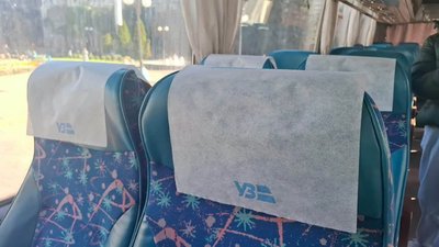 Між Сумами та Конотопом запустили автобус для пасажирів потяга Рахів — Суми Між Сумами та Конотопом запустили автобус для пасажирів потяга Рахів — Суми