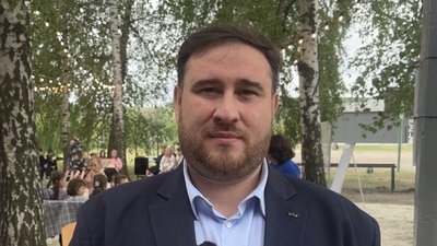 Заступник Мереф’янського міського голови Руслан Дейнека Заступник Мереф’янського міського голови Руслан Дейнека