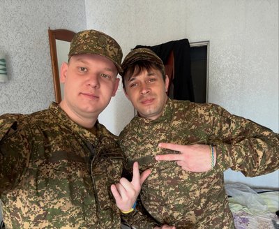 Після полону стали кумами: як змінилося життя Віталія Андрейченка та Дмитра Яріша із Полтавщини Після полону стали кумами: як змінилося життя Віталія Андрейченка та Дмитра Яріша із Полтавщини