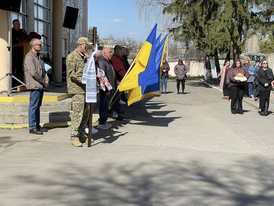 Воював у Бахмуті: громада Черкащини попрощалася із захисником