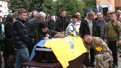 З військовими Володимиром Примаком та Олександром Войдилом у Рівному З військовими Володимиром Примаком та Олександром Войдилом у Рівному