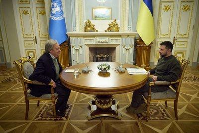 Гутерреш і Зеленський за столом Гутерреш і Зеленський за столом