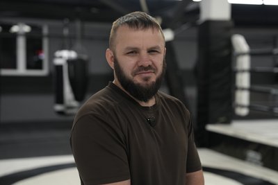 З розвідників у тренери з боксу. Історія Дмитра Гречаніченка з Сум З розвідників у тренери з боксу. Історія Дмитра Гречаніченка з Сум