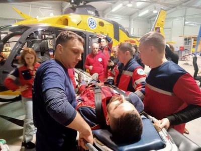 Одеські лікарі вчилися працювати на гвинтокрилі