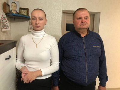 "Він все життя віддав армії, віддав війні" — мама полеглого воїна Дмитра Пилипчука "Він все життя віддав армії, віддав війні" — мама полеглого воїна Дмитра Пилипчука
