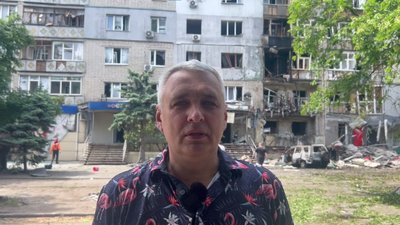 Пошкоджено дев’ятиповерхівку, є жертви: що відбувається на місці дронової атаки РФ по Павлограду Пошкоджено дев’ятиповерхівку, є жертви: що відбувається на місці дронової атаки РФ по Павлограду