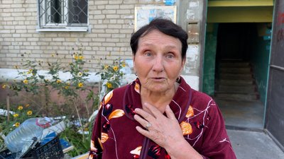 «На мені — чужий халат, чужі капці»: жителі Слов’янська про удар ФАБ-500 «На мені — чужий халат, чужі капці»: жителі Слов’янська про удар ФАБ-500