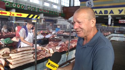 Ціни на сало та м'ясо на Житньому ринку у Житомирі: восени прогнозують зниження цін Ціни на сало та м'ясо на Житньому ринку у Житомирі: восени прогнозують зниження цін