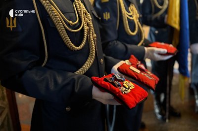 У Києві попрощалися з загиблим в авіакатастрофі пілотом Су-24М Богданом Загорульком У Києві попрощалися з загиблим в авіакатастрофі пілотом Су-24М Богданом Загорульком