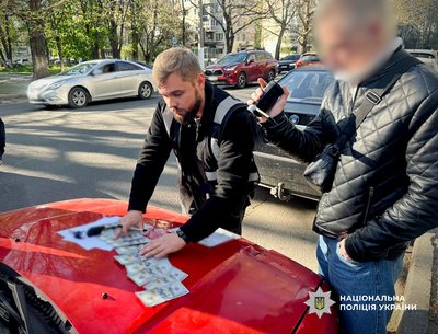 5000 доларів за службу в «тилу»: в Одесі судитимуть військовослужбовця 5000 доларів за службу в «тилу»: в Одесі судитимуть військовослужбовця