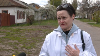 Тримає 14 собак в будинку у середмісті та вигулює їх без намордників: чернігівці поскаржились на сусіда поліції Тримає 14 собак в будинку у середмісті та вигулює їх без намордників: чернігівці поскаржились на сусіда поліції