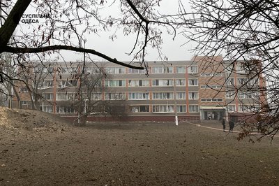 В Одесі пролунали вибухи: поранено 15 людей, дві людини загинуло В Одесі пролунали вибухи: поранено 15 людей, дві людини загинуло