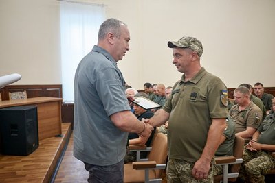 "Наш щит": на Черкащині нагородили військових Повітряних Сил ЗСУ "Наш щит": на Черкащині нагородили військових Повітряних Сил ЗСУ