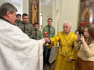 Прихожани Мукачівського храму Успіння Богородиці ПЦУ святкують Різдво Прихожани Мукачівського храму Успіння Богородиці ПЦУ святкують Різдво