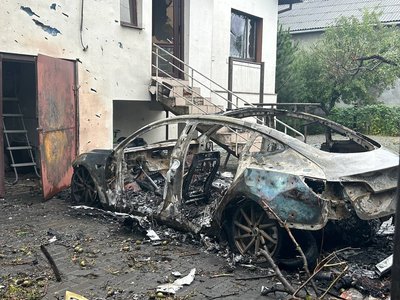 "Я встиг вийти в коридор, і скло посипалося". Які наслідки удару РФ по Павлограду на Дніпропетровщині "Я встиг вийти в коридор, і скло посипалося". Які наслідки удару РФ по Павлограду на Дніпропетровщині