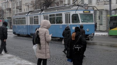 У Вінниці на 50 % здорожчав проїзд у трамваях та тролейбусах У Вінниці на 50 % здорожчав проїзд у трамваях та тролейбусах