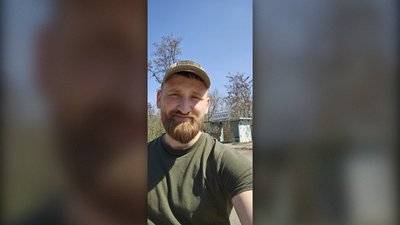 “Під Покровськом наш ешелон накрили 11 ракет, як вижив – я не знаю…”: історія військового Вадима Єременка з Конотопа “Під Покровськом наш ешелон накрили 11 ракет, як вижив – я не знаю…”: історія військового Вадима Єременка з Конотопа