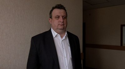 "Нема світла — нема нічого": як живуть мешканці будинку на електриці у Черкасах "Нема світла — нема нічого": як живуть мешканці будинку на електриці у Черкасах
