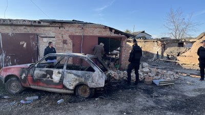 Пораненого діставали з-під завалів гаража у Полтаві: розповідь його знайомого Пораненого діставали з-під завалів гаража у Полтаві: розповідь його знайомого