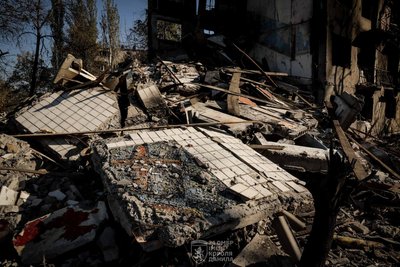 Мозаїки Костянтинівки: як російська армія руйнує монументальні пам’ятки міста Мозаїки Костянтинівки: як російська армія руйнує монументальні пам’ятки міста