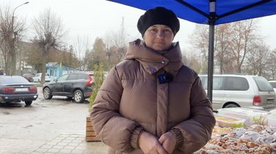 На Волині волонтерки третій рік продають домашню випічку, щоб допомагати ЗСУ На Волині волонтерки третій рік продають домашню випічку, щоб допомагати ЗСУ