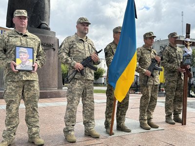 З військовим Олександром Свинобоєм попрощалися у Рівному З військовим Олександром Свинобоєм попрощалися у Рівному