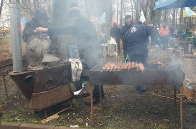 Для учасників фестивалю готували різну їжу