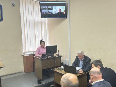 У Кременчуці суд допитав матір дівчинки, яка загинула у дитсадку У Кременчуці суд допитав матір дівчинки, яка загинула у дитсадку