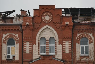 Будівля харківського фармуніверситету, пошкоджена російським ударом у вересні Будівля харківського фармуніверситету, пошкоджена російським ударом у вересні