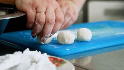 Картопляні кнедлі по-омелянськи: рецепт від господинь Рівненщини Картопляні кнедлі по-омелянськи: рецепт від господинь Рівненщини