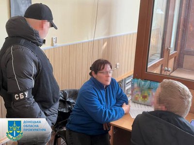 Розвідували штаби ЗСУ та блокпости: двох жителів Донеччини підозрюють у шпигунстві на користь РФ Розвідували штаби ЗСУ та блокпости: двох жителів Донеччини підозрюють у шпигунстві на користь РФ