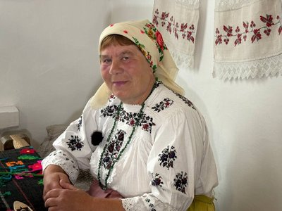 «Бовсунівським бабусям» — 20 років: як колектив зберігає автентичні пісні Житомирського Полісся