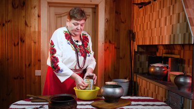 "Кулінарний спадок": як на Рівненщині готують давню поліську підбиту юшку з грибами та солов’ями