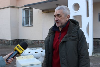 Допомога військовим: у Житомирі безкоштовно ремонтують і передають пральні машини на фронт Допомога військовим: у Житомирі безкоштовно ремонтують і передають пральні машини на фронт