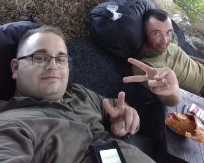 Військовослужбовець Руслан Чорний (ліворуч) поруч із побратимом під час служби в АТО Військовослужбовець Руслан Чорний (ліворуч) поруч із побратимом під час служби в АТО