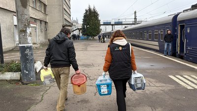 36 людей прибули на Рівненщину евакуаційний потягом 36 людей прибули на Рівненщину евакуаційний потягом
