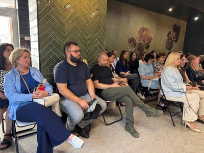У Тернополі відбувся благодійний вечір поезії та прози У Тернополі відбувся благодійний вечір поезії та прози