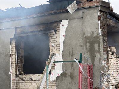 "Вискочили хто в чому був": нічний удар "шахедами" по домогосподарству в Кириківці на Сумщині "Вискочили хто в чому був": нічний удар "шахедами" по домогосподарству в Кириківці на Сумщині