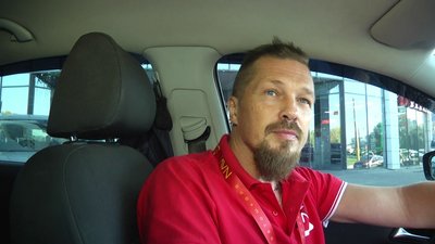 Інструктор з водіння Інструктор з водіння
