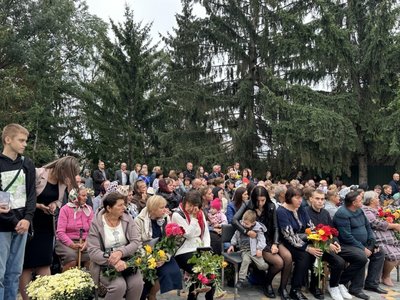 У громаді на Вінниччині відкрили Меморіал пам'яті та слави загиблим захисникам У громаді на Вінниччині відкрили Меморіал пам'яті та слави загиблим захисникам