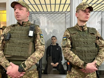 В'ячеслав Зінченко під час засідання 15 травня В'ячеслав Зінченко під час засідання 15 травня