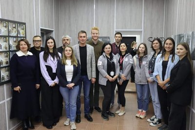 Учасники відкриття Центру у Вознесенській громаді Учасники відкриття Центру у Вознесенській громаді