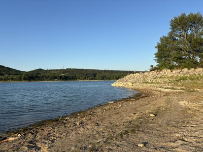 Тиждень без води: у місті на Буковині зникає вода через падіння рівня Дністра Тиждень без води: у місті на Буковині зникає вода через падіння рівня Дністра
