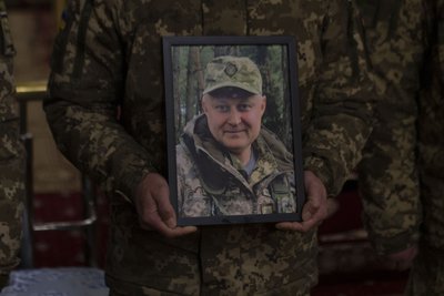У Луцьку попрощалися з загиблими Олександром Веремчуком і Костянтином Голубом У Луцьку попрощалися з загиблими Олександром Веремчуком і Костянтином Голубом