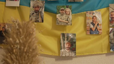 З полуницею, абрикосом та шпинатом: вінничанка готує пастилу для військових З полуницею, абрикосом та шпинатом: вінничанка готує пастилу для військових